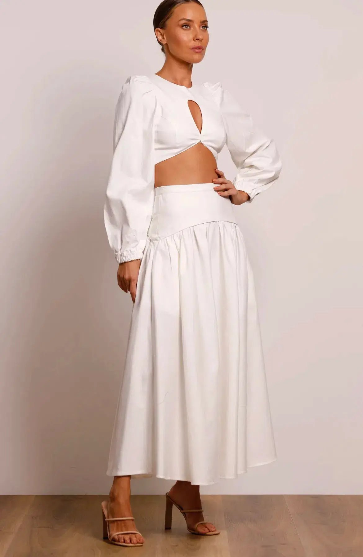 Pasduchas Meadows Crop Top and Maxi Skirt Set White Size 8 photo 4