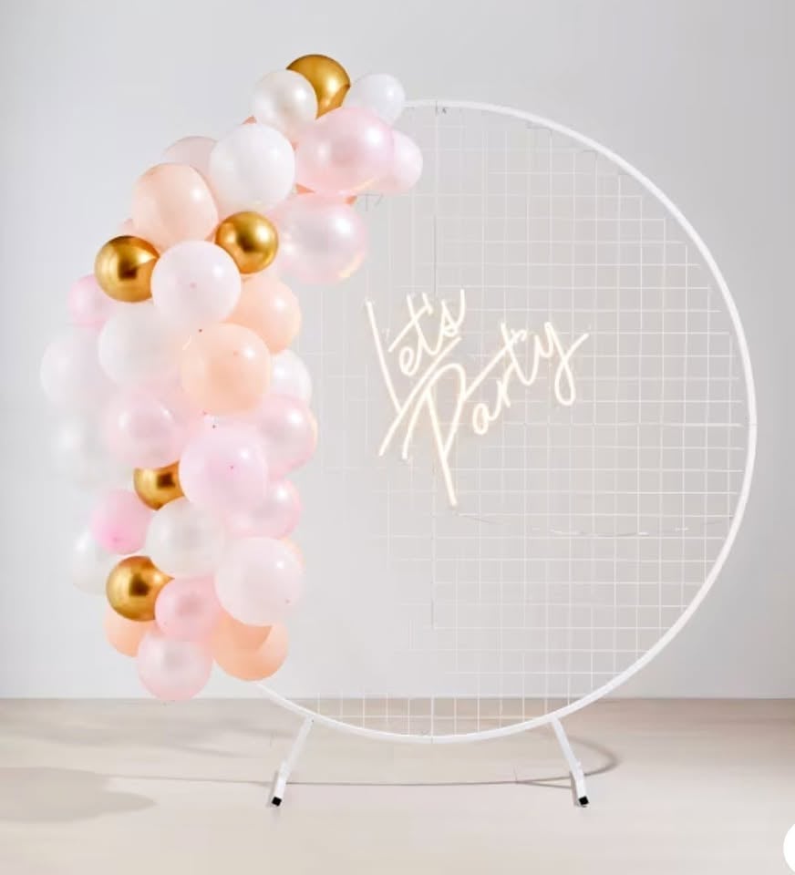 Metal circle backdrop with neon sign - HIRE photo 4