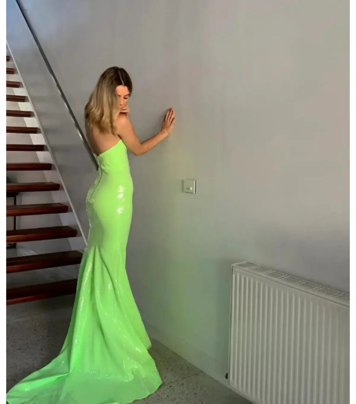 Alex Perry AP Gown Lime Size XS / AU 6 photo 2