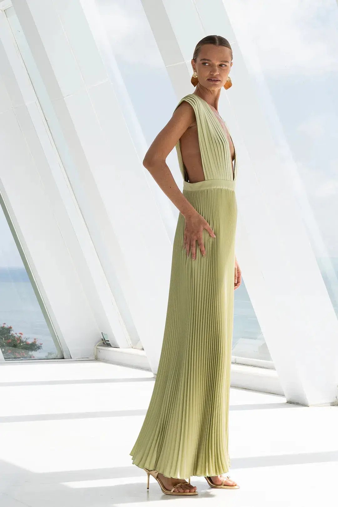 L'Idee Woman Gala Gown in Fresco Size XS / AU 6 photo 7