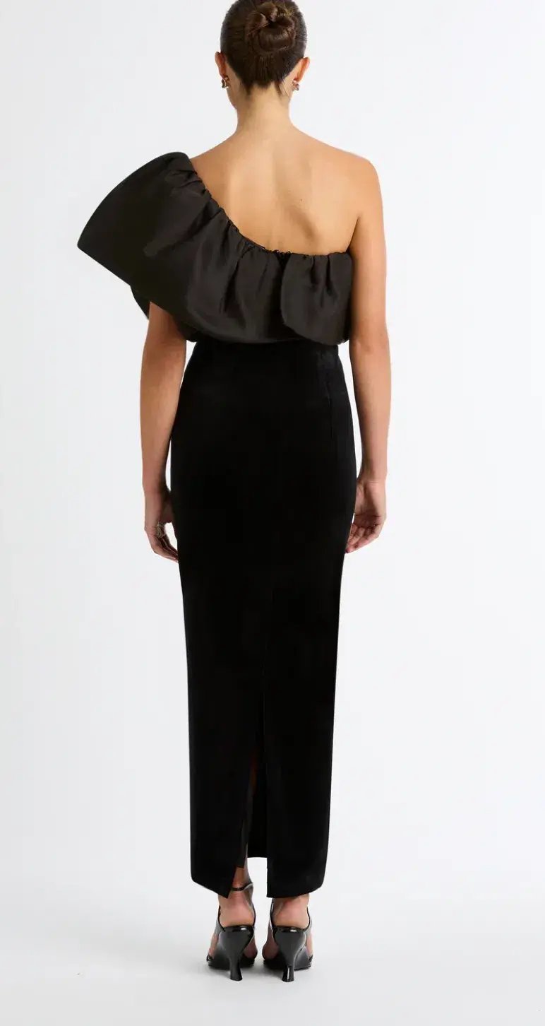 Sheike Moonlight Gown Black Size 18 photo 4