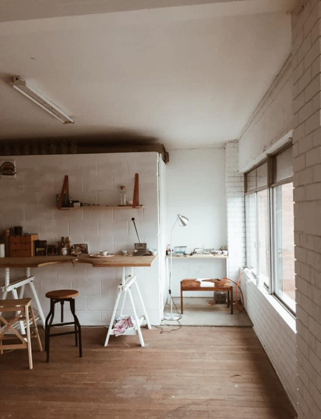 Light filled studio inner city brisbane photo 3