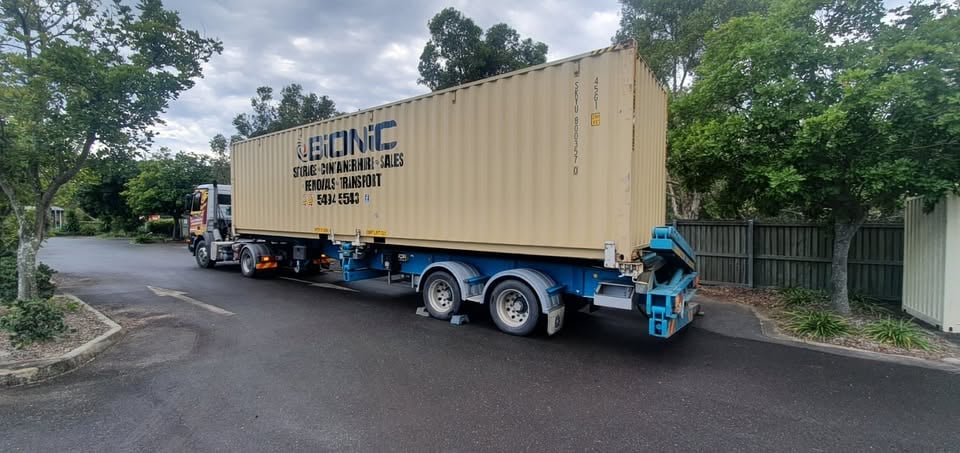 20FT CONTAINER HIRE ON YOUR PROPERTY - CABOOLTURE photo 4