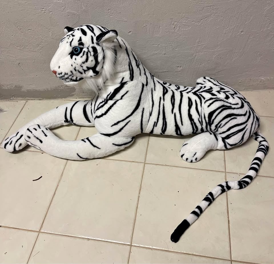 Jungle animals for hire photo 2