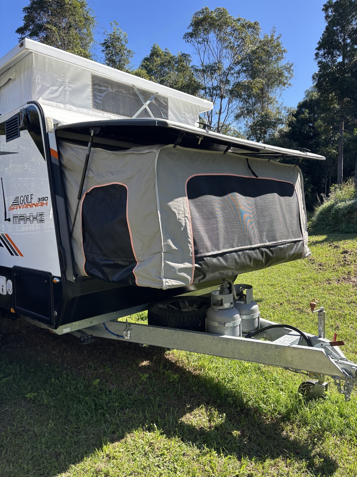 Luxury compact caravan for 2 photo 4