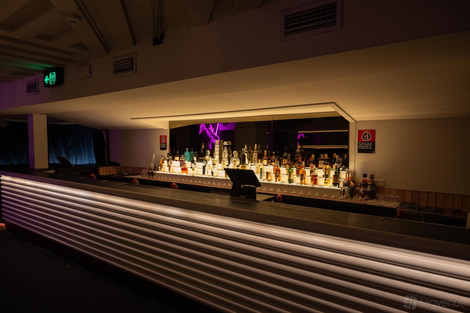 Whole Venue at Pelicano photo 15