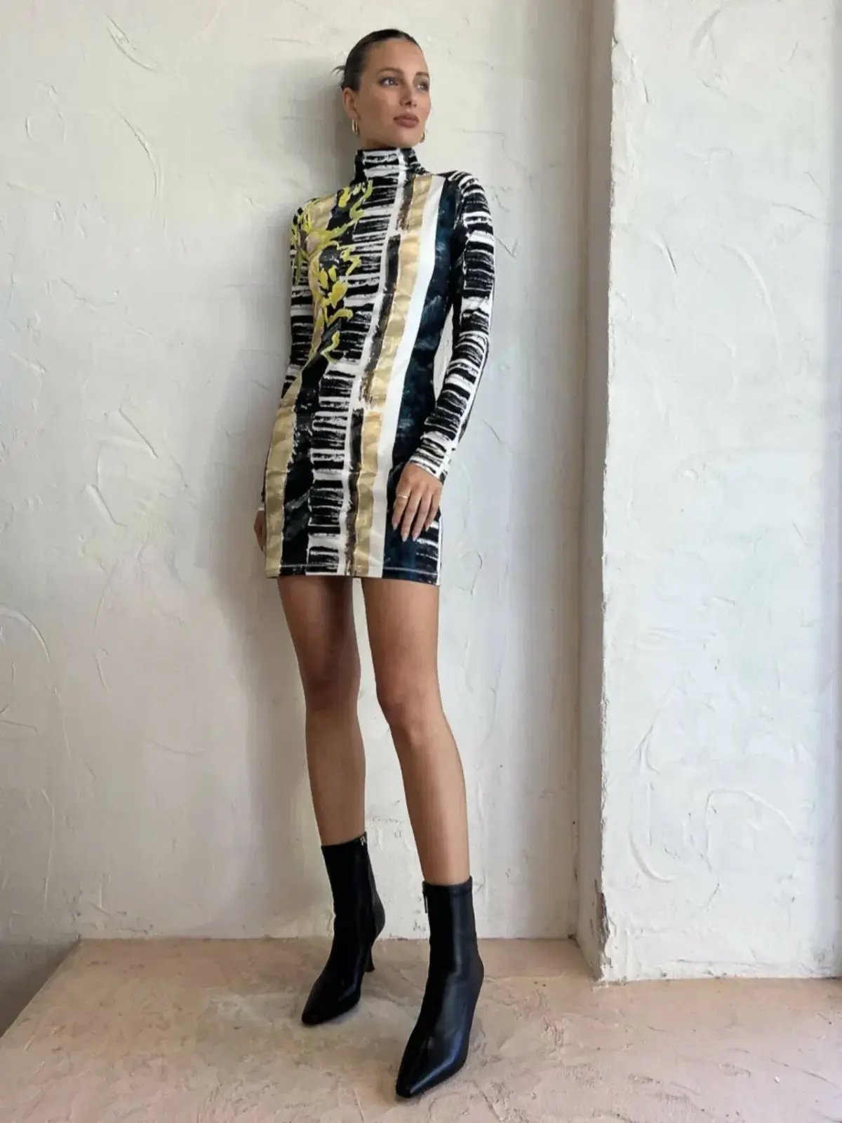 Camilla and Marc Jules Printed Mini Dress Size 10 photo 3