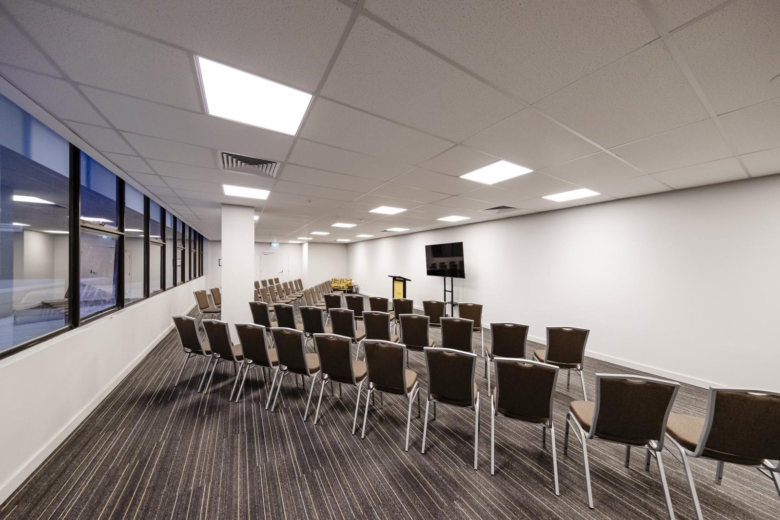 Ansett Room at Voco Hotel Brisbane City Centre photo 2