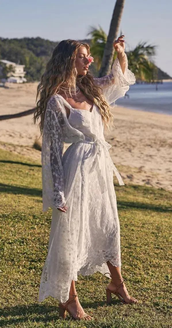 Coven & Co Boho Island Breeze Robe White Lace One Size photo 3