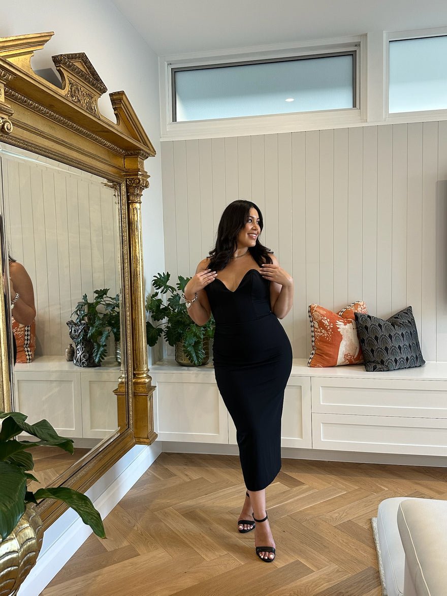 Effie Kats Black Plunge Dress photo 3