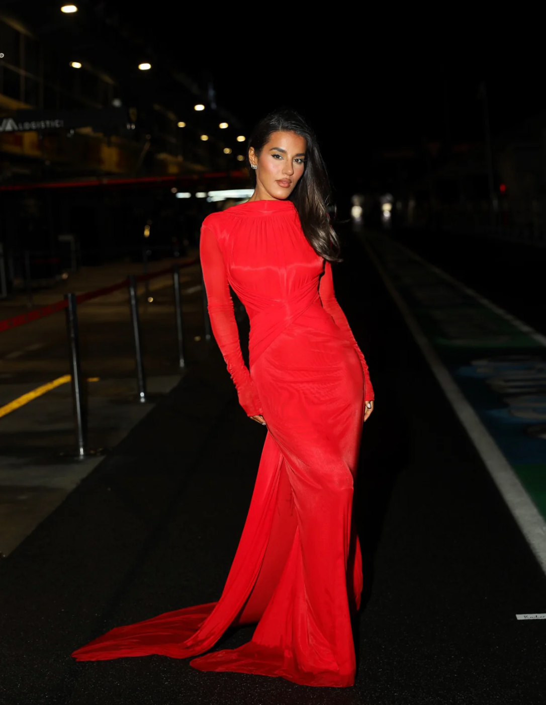 MONACO GOWN BY EFFIE KATS RED photo 4