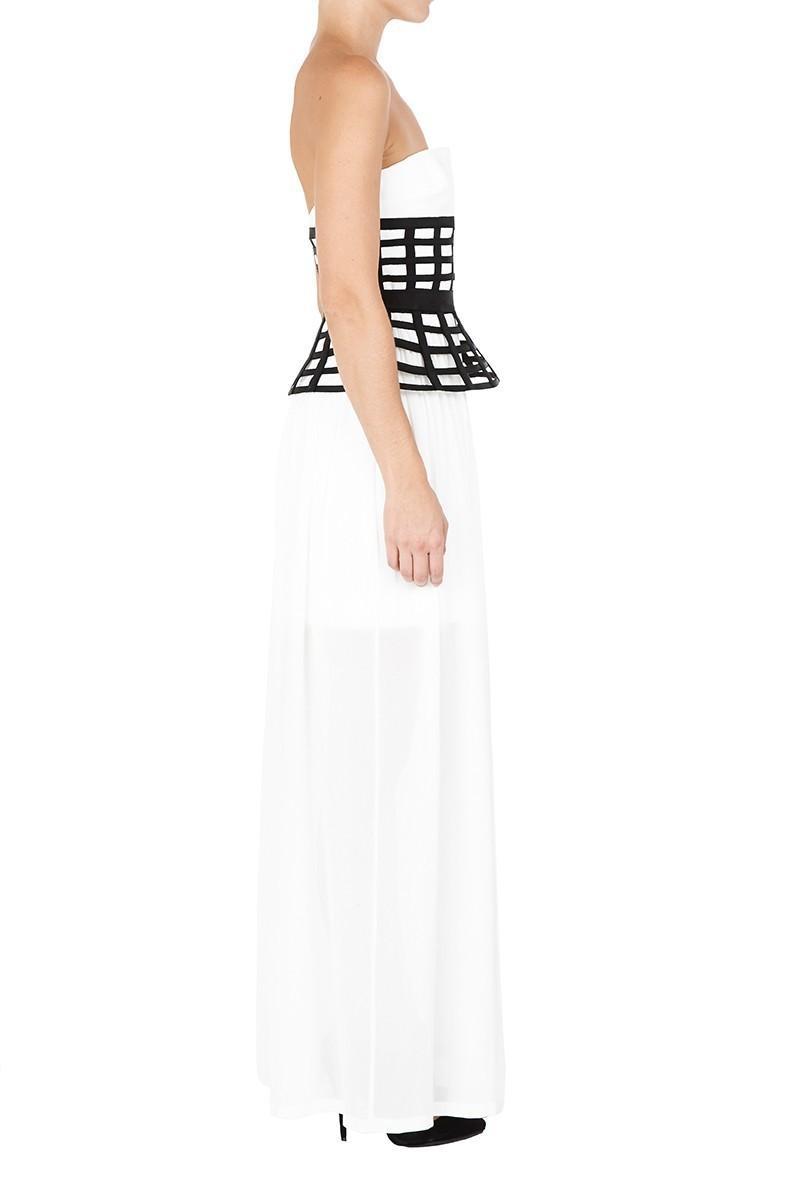 Sass & Bide Strength to Strength photo 2