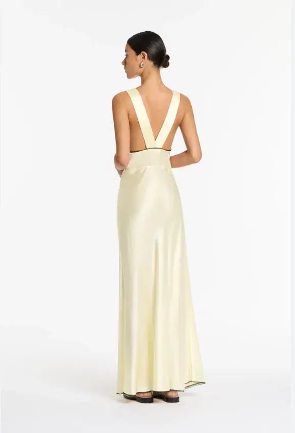 SIR The Label ARIES gown photo 3