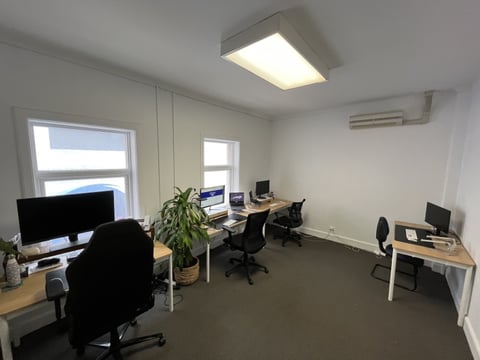 Studio Office - 2 Connecting Rooms (1-8 ppl) photo 2