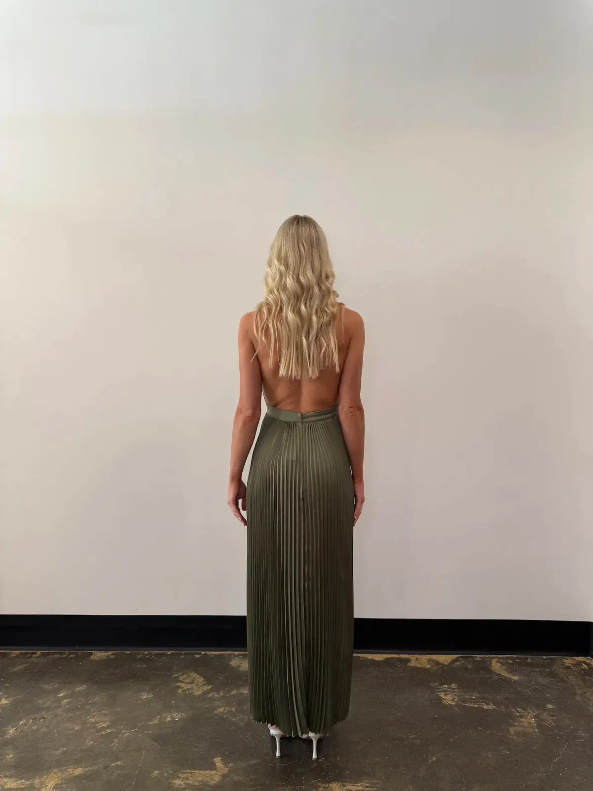 Lidee Woman Chateau Gown Maxi Dress in Moss Size AU 8 photo 3