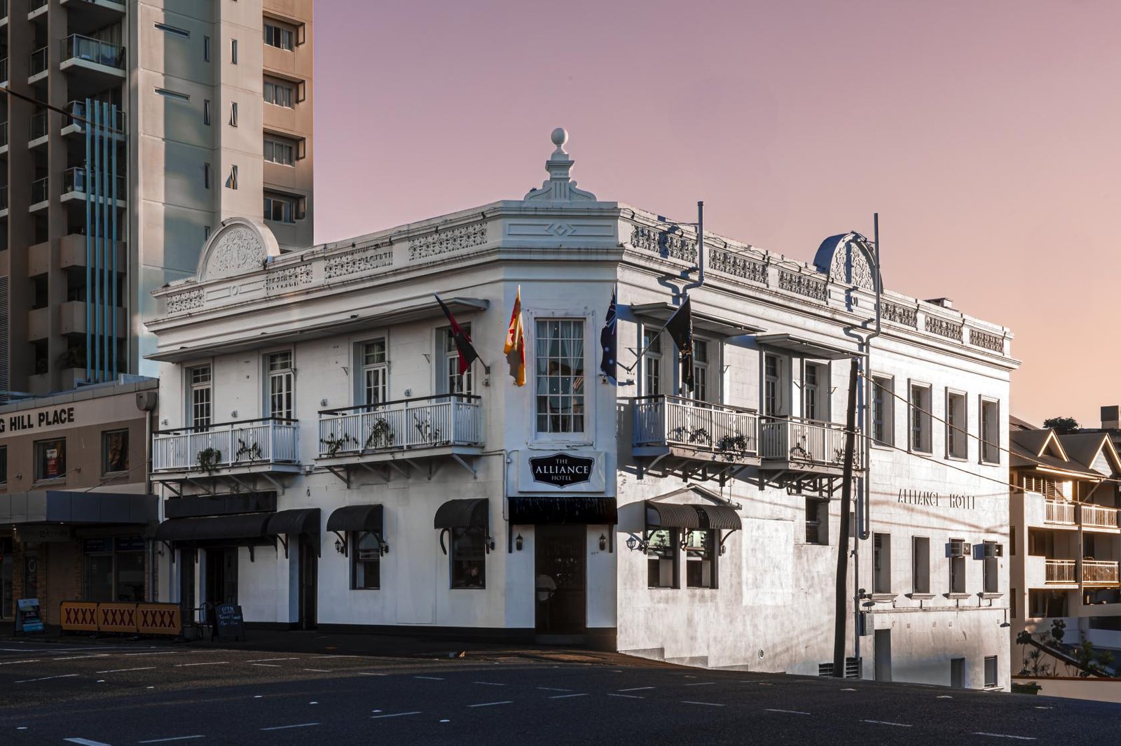 The Actress and Bishop Bar at The Alliance Hotel photo 5