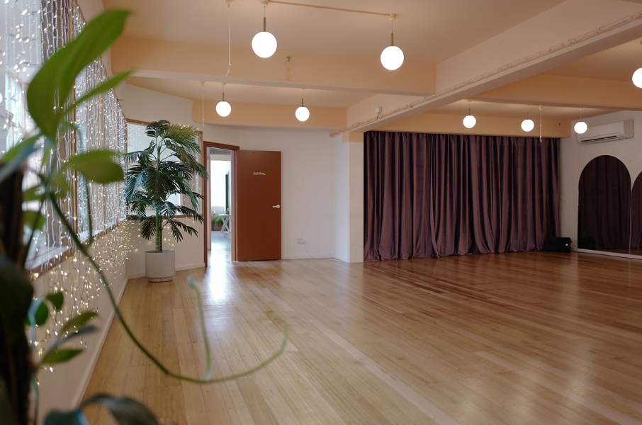 Take Care Studios - Big Room photo 3