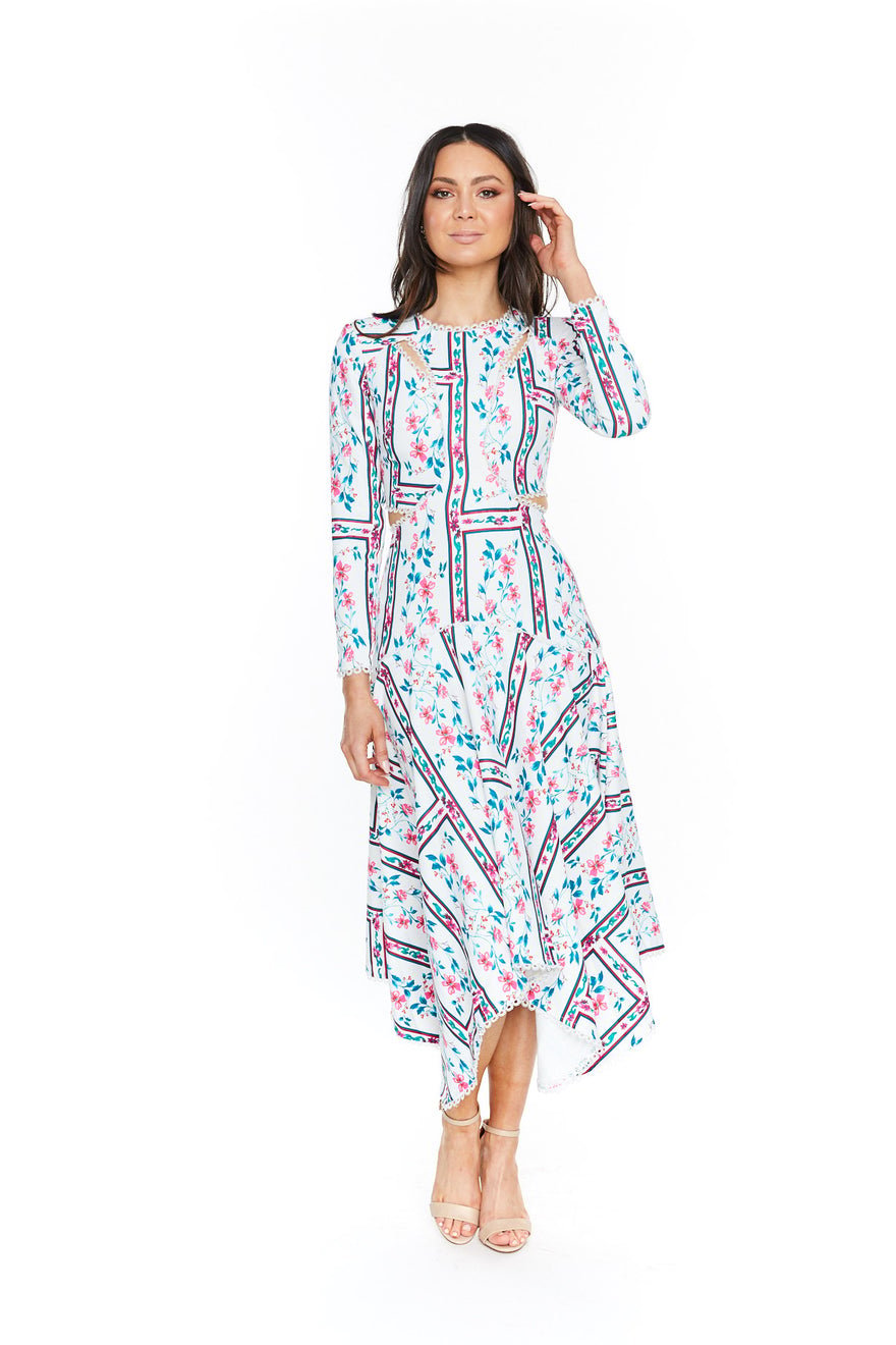 Elliatt The Continent Dress photo 3