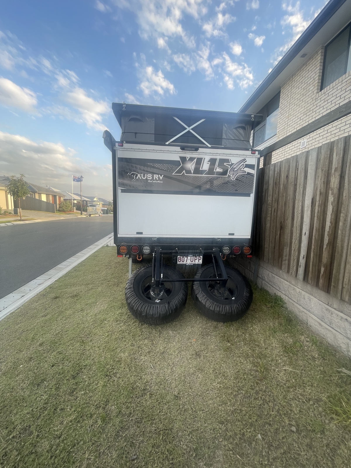 Explorer Escape photo 11