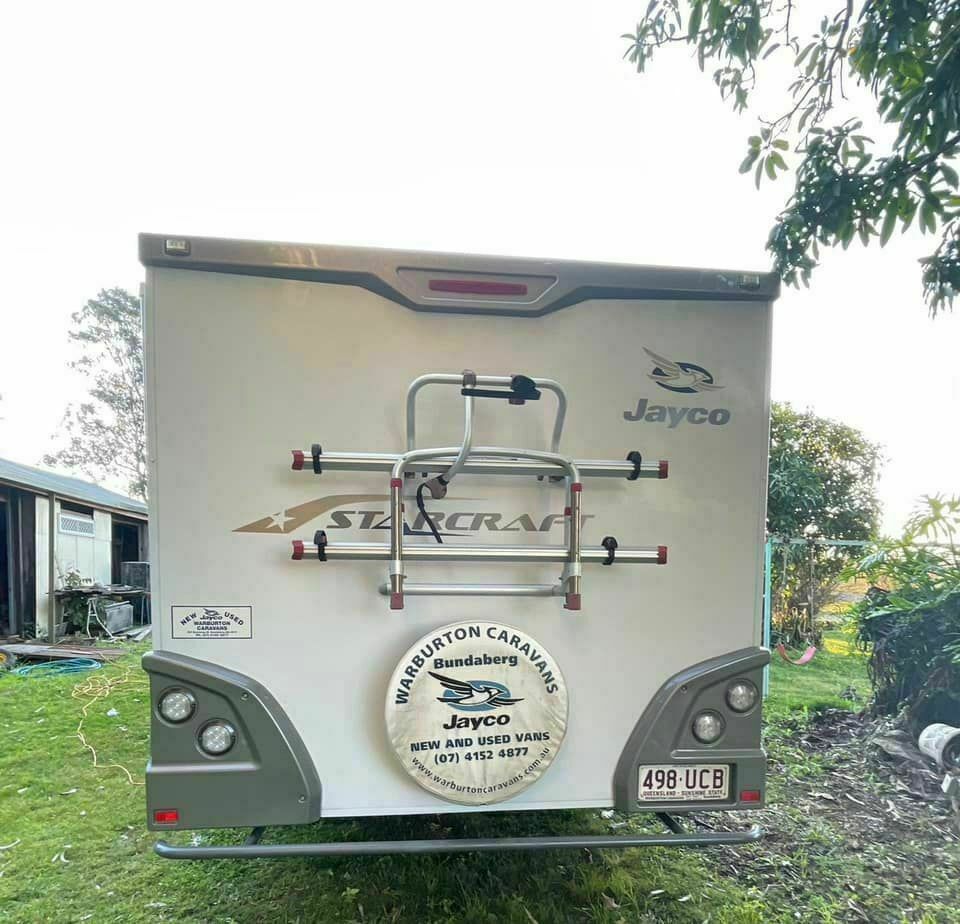 Jayco Starcraft Triple Bunk Family Caravan photo 7