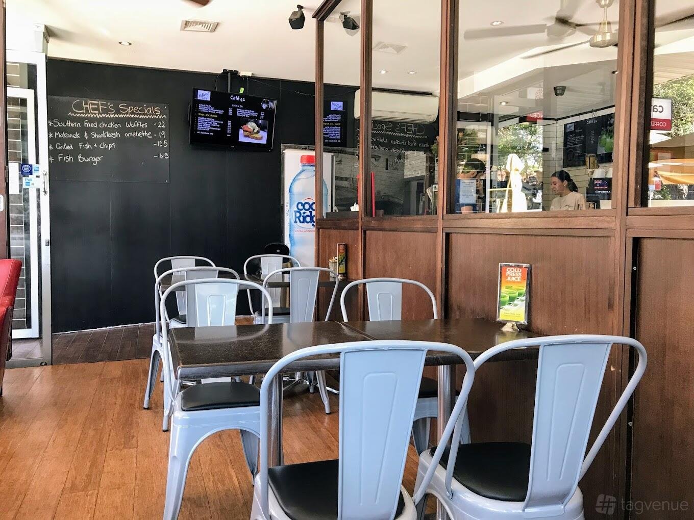 Entire Venue at Cafe Tabouli photo 2