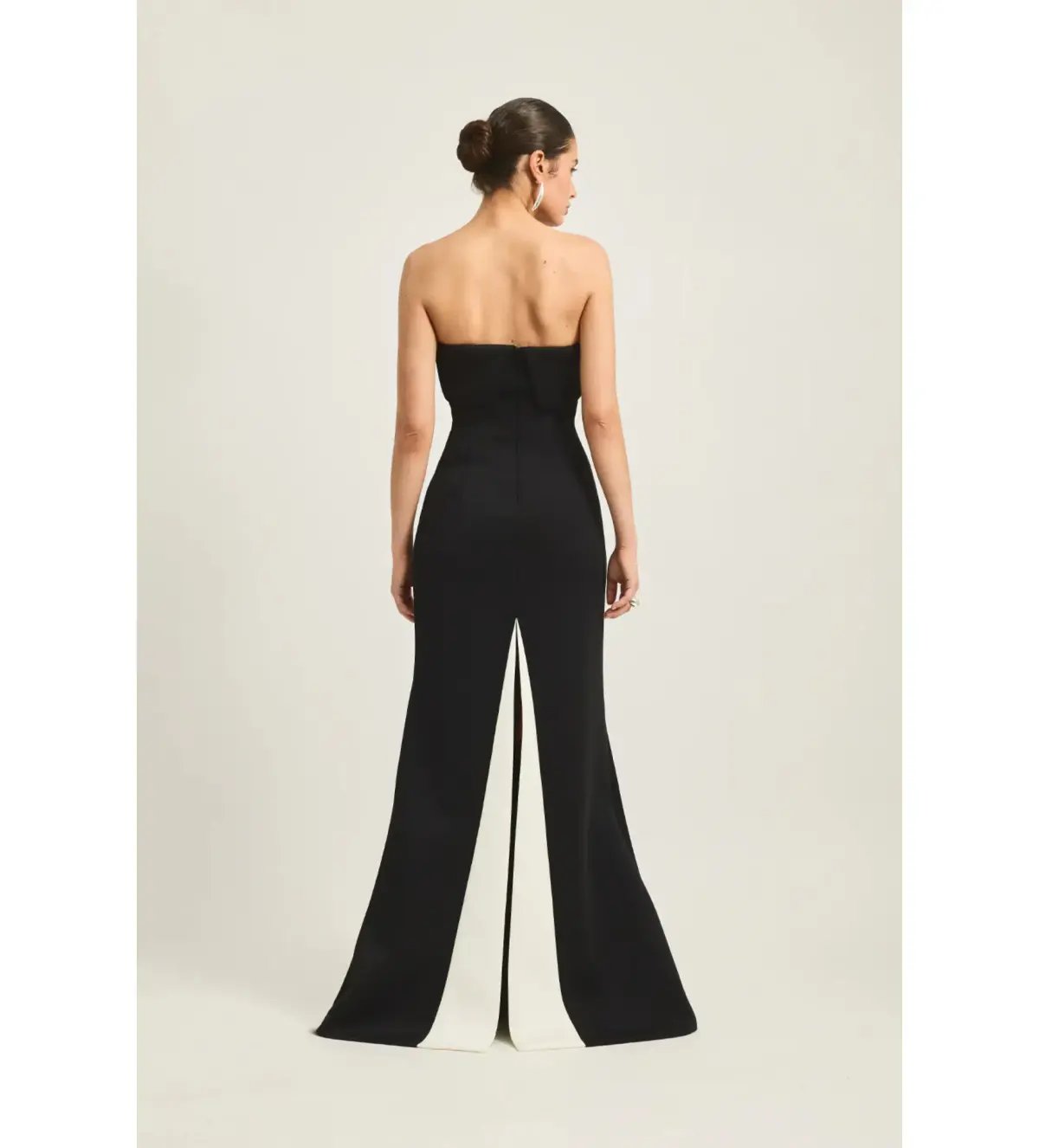 Tojha Stellan Gown in Black Size AU 8 photo 4