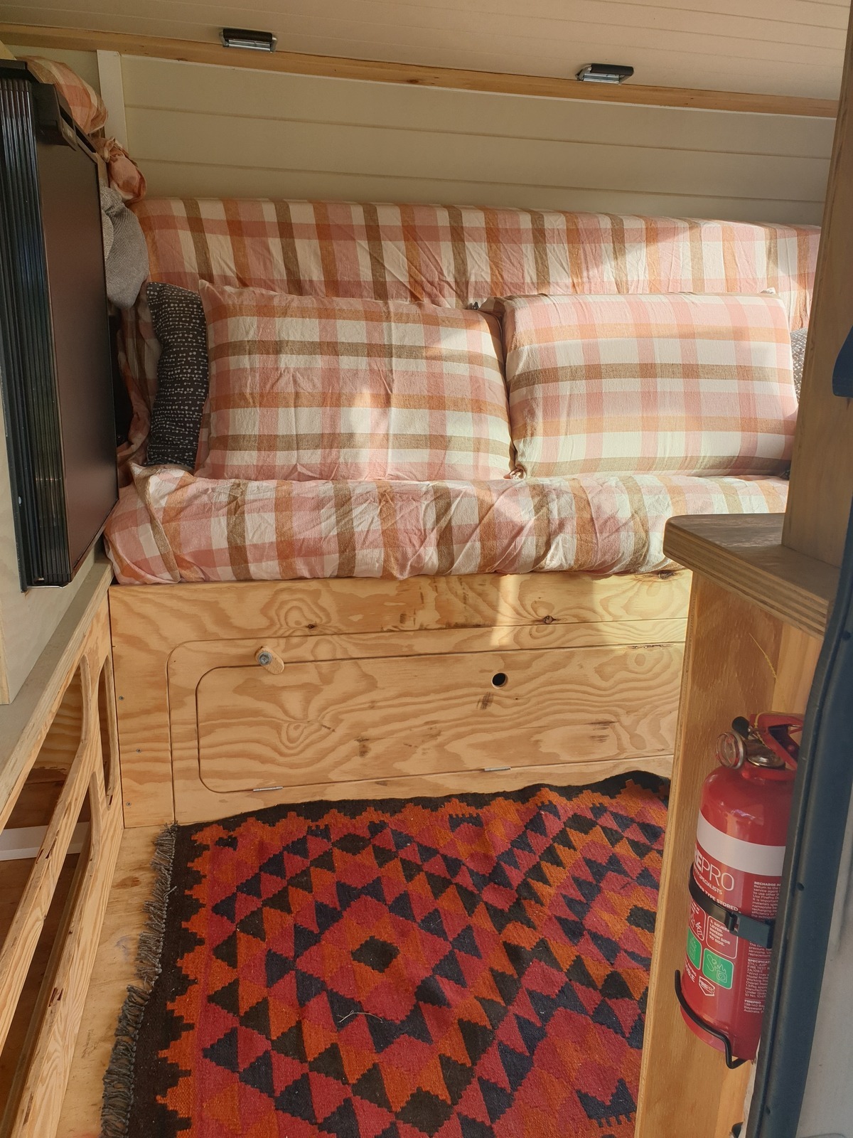 Jolene the Van photo 2