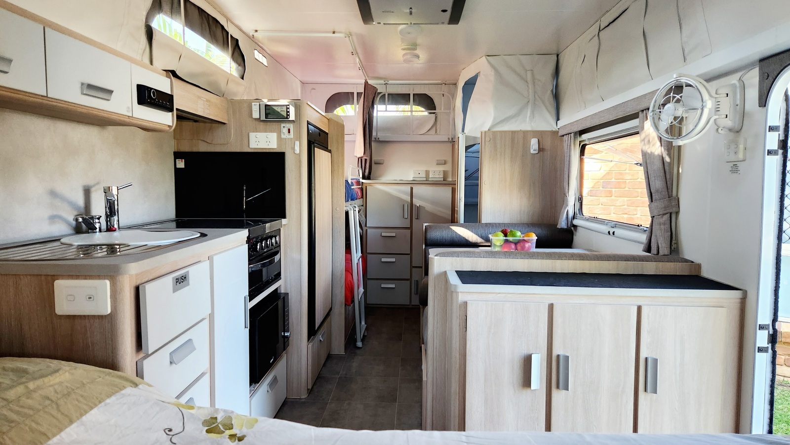 Family Jayco Journey photo 4