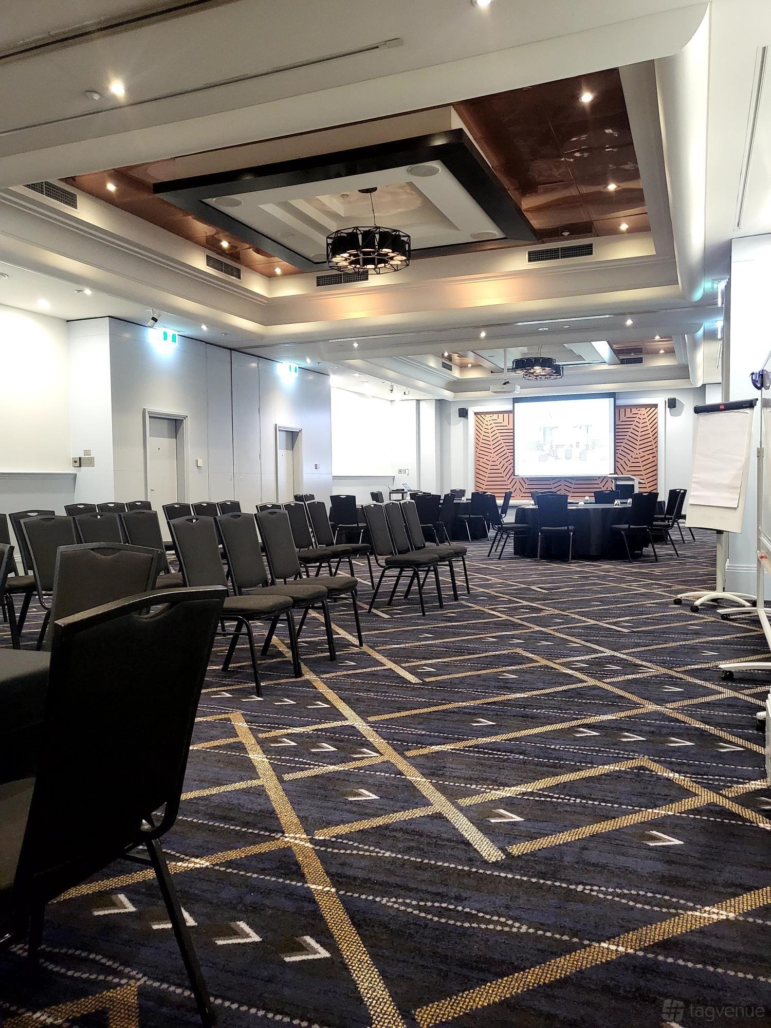 Silver Function Room at Mantra Parramatta photo 5