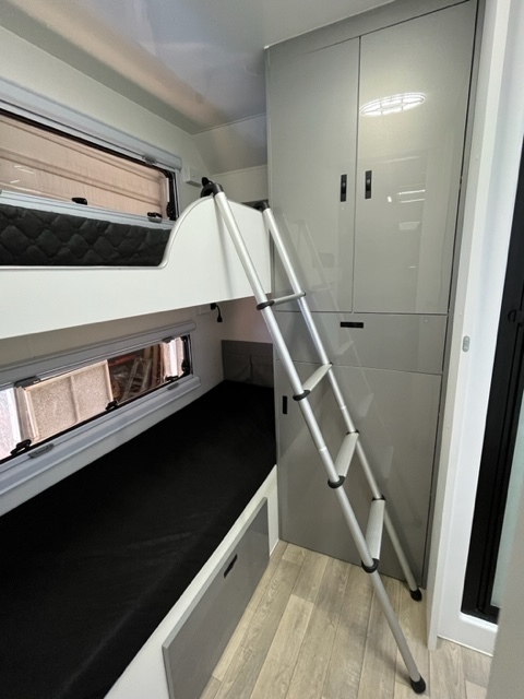 "Sunny" 2022 Sunfinder All Terrain Family 18ft6 photo 8