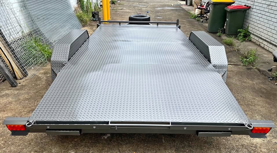 Melbourne City New Car Trailer Hire - 2 TON. photo 2