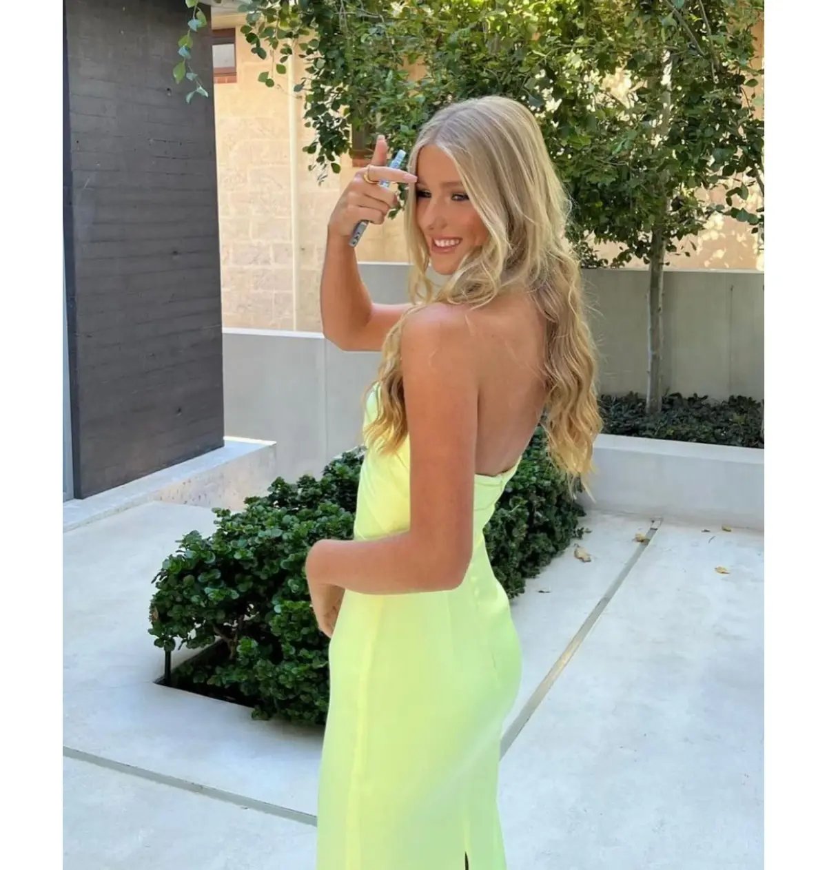 Alex Perry Sheath Gown in Lime Size AU 8 photo 2