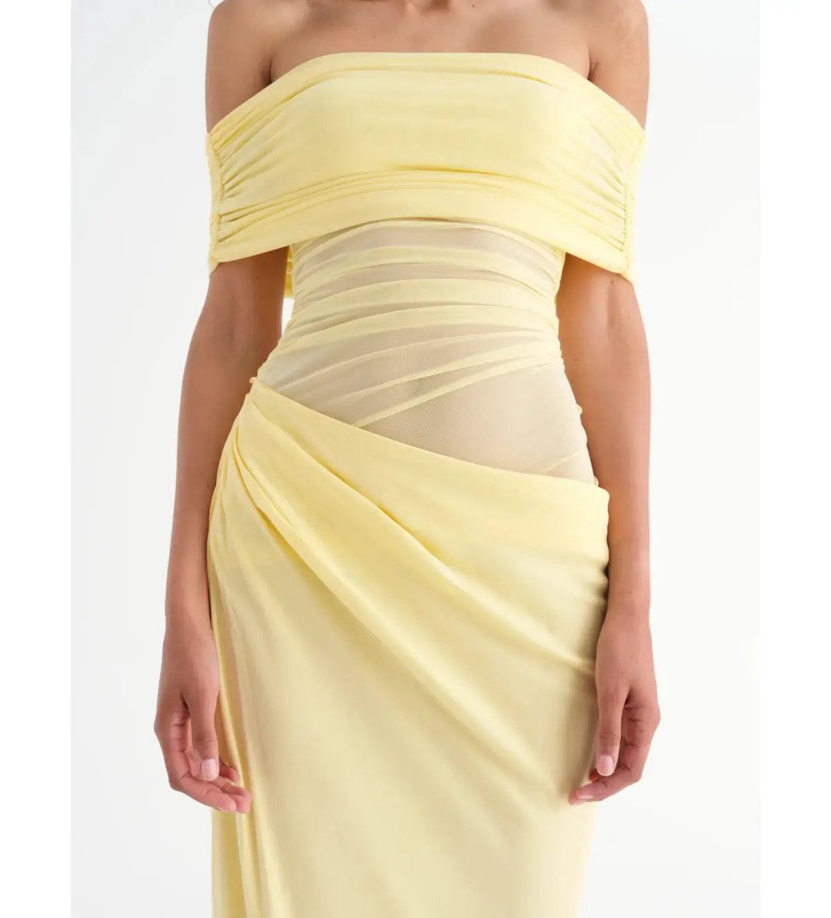 BENNI Nico Off Shoulder Maxi Dress in Butter Size 8 photo 4