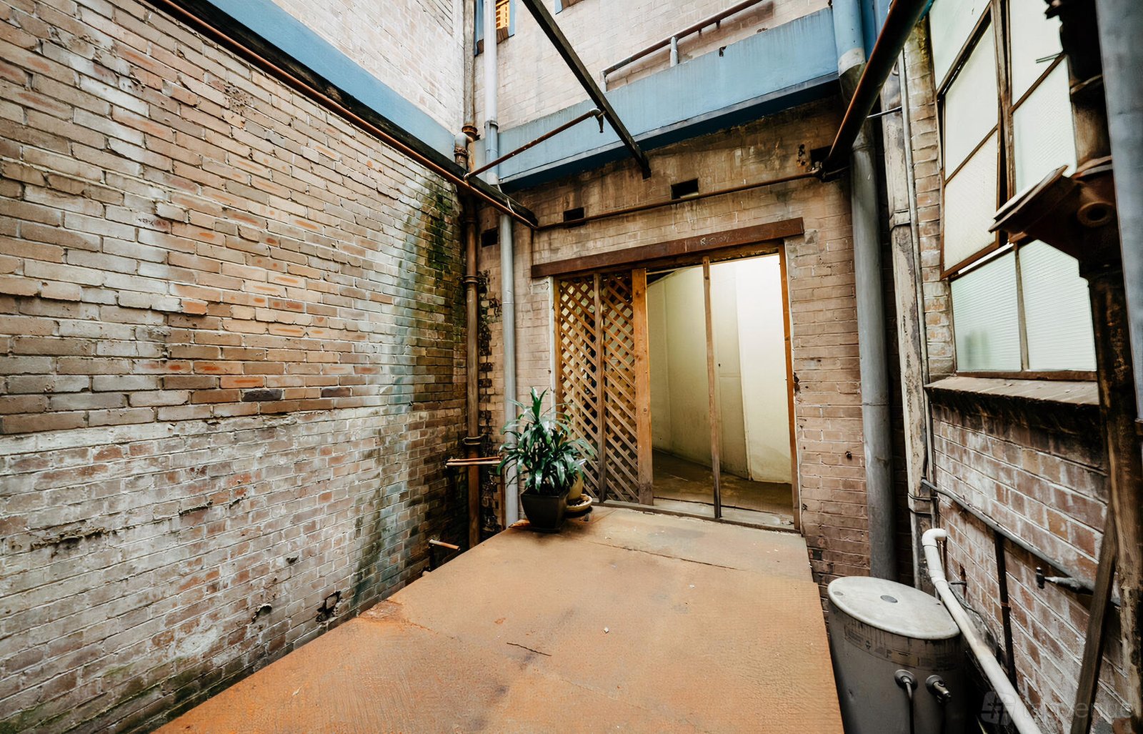Warehouse Studio at Valhalla by Viking Lounge photo 4
