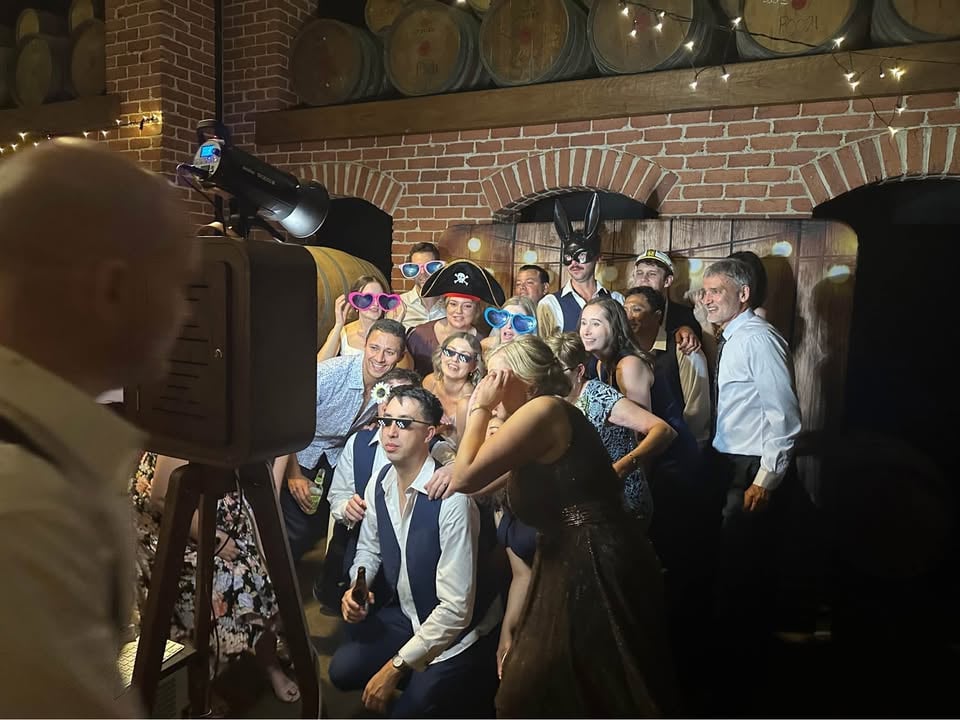 Retro Photobooth Hire 🎥 photo 4