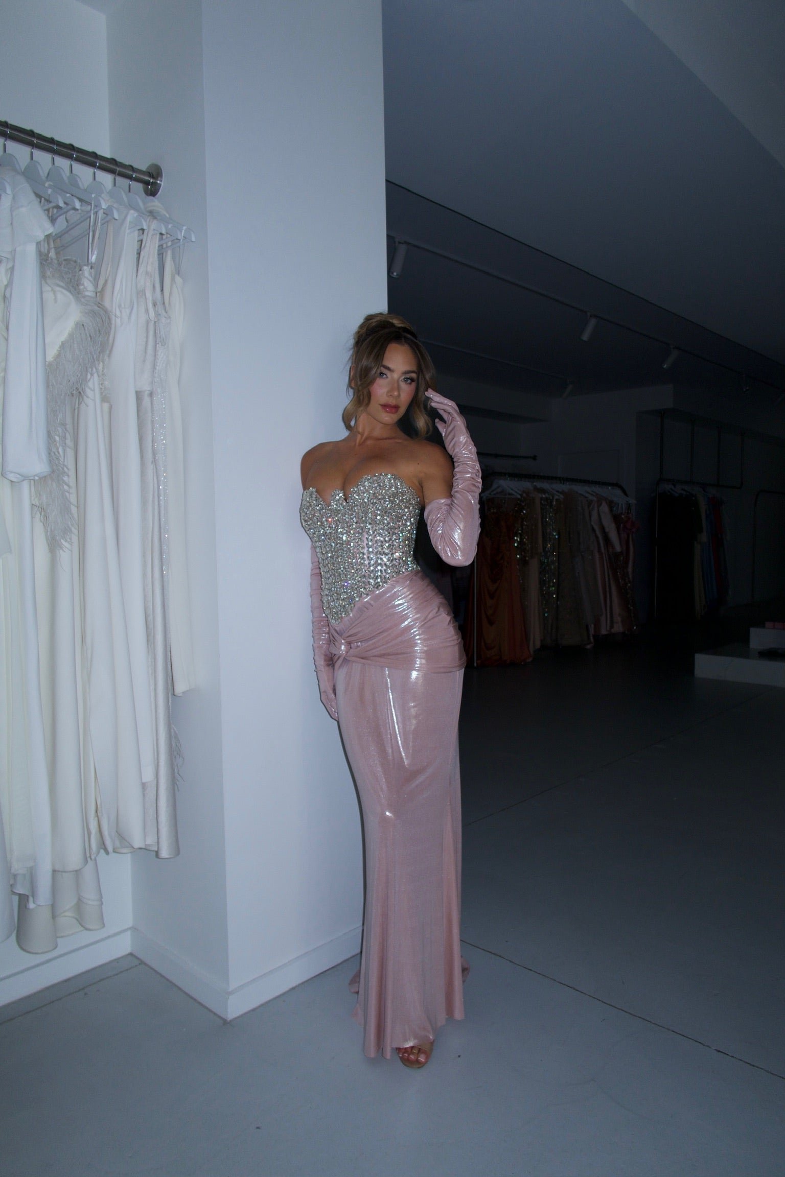 DIAMOND GOWN photo 3