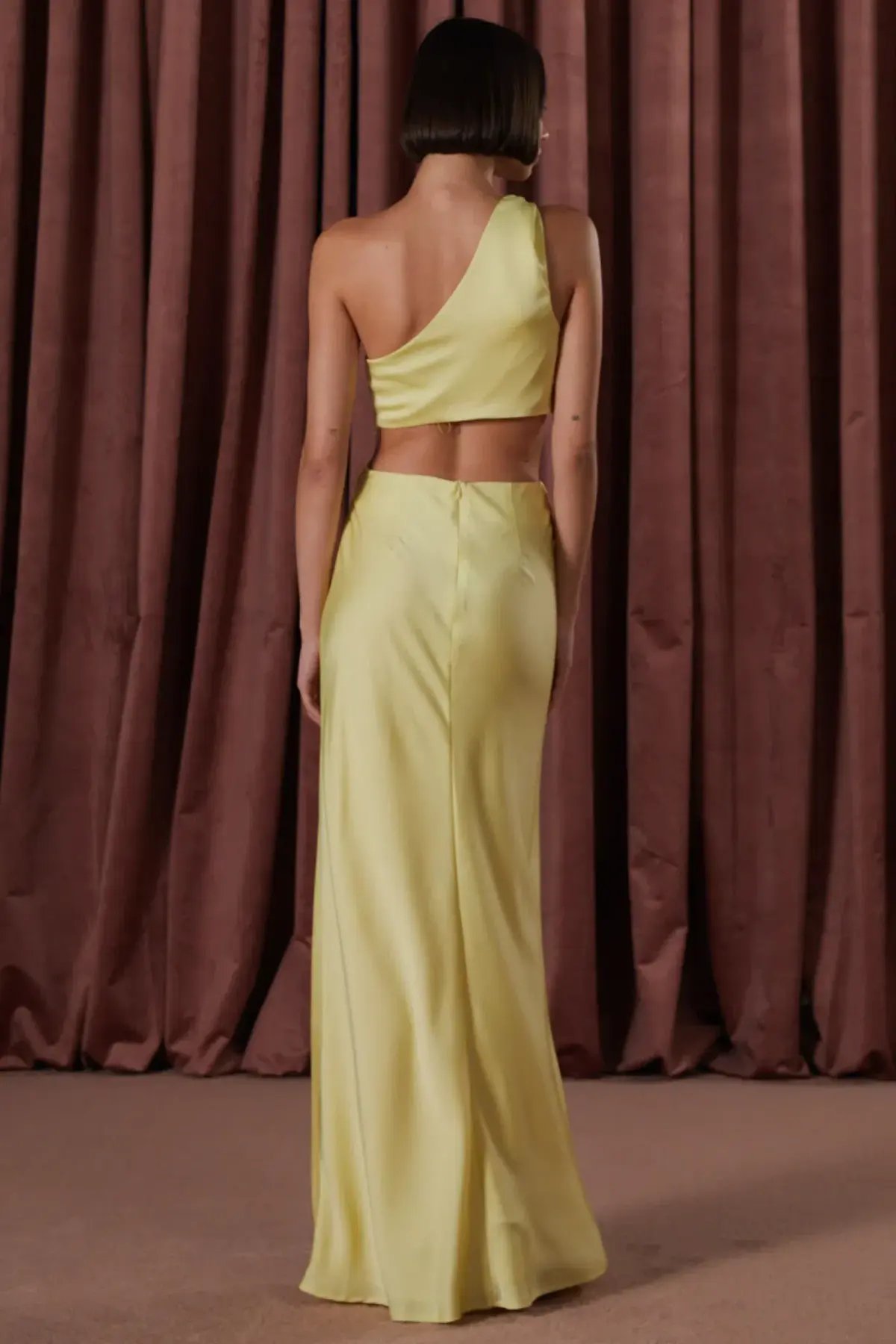 Misha Kristin Satin Gown in soft lime size 8 photo 2