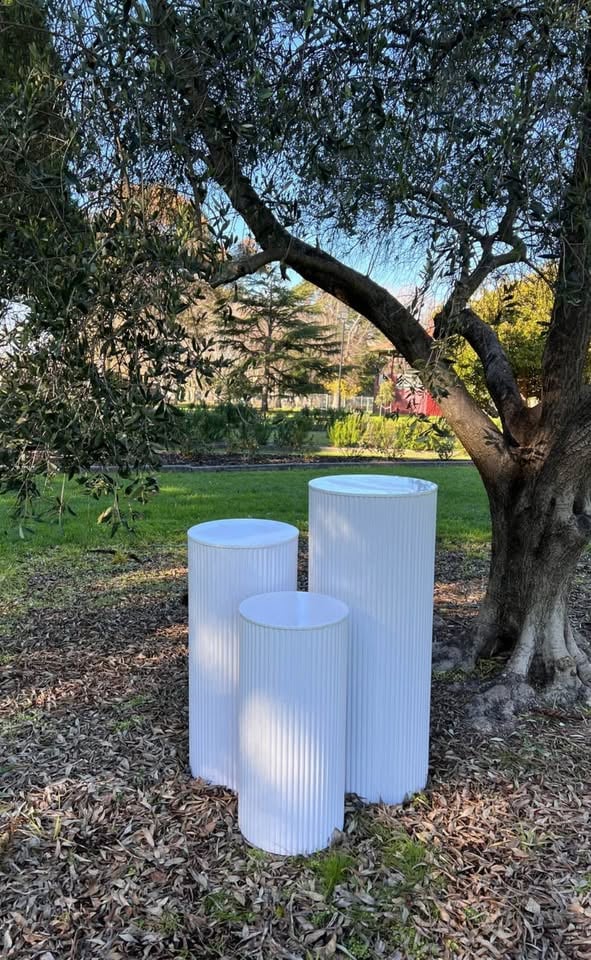 EVENT HIRE - rippled display plinths photo 5