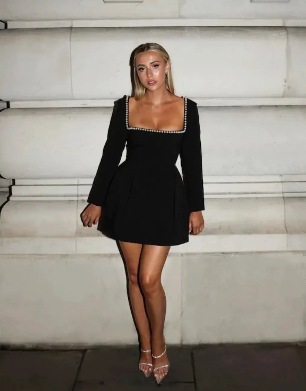 Odd Muse Ultimate Muse Pearl Mini Dress Black Size M / AU 10 photo 3