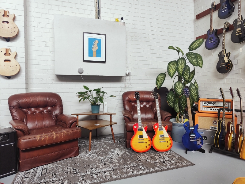 A guitar-filled haven photo 3