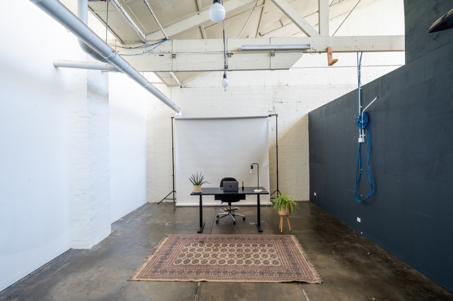 Large 50m2 Studio in the Mycelium Studio photo 2