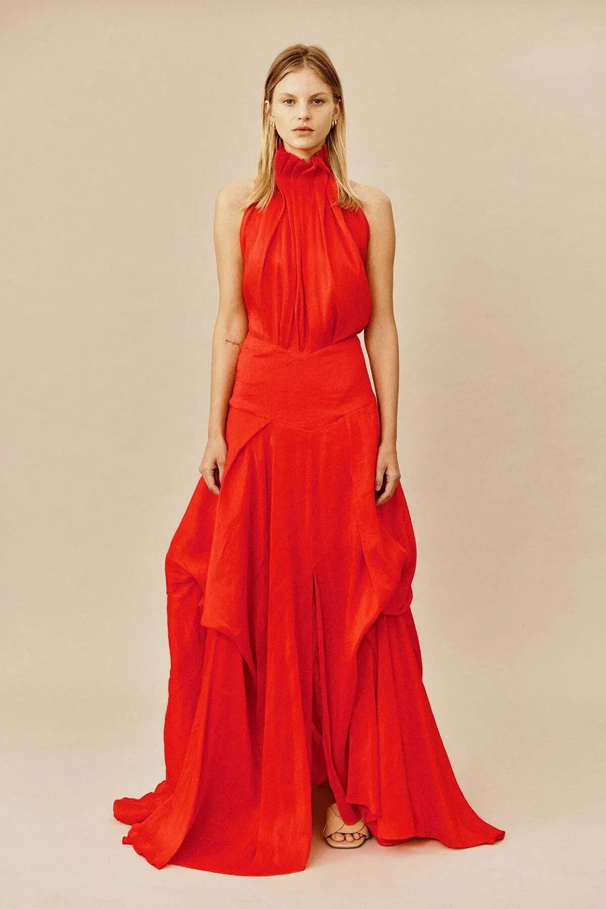 Ginger & Smart Infinite Galaxies Gown Red Size AU 4 photo 5