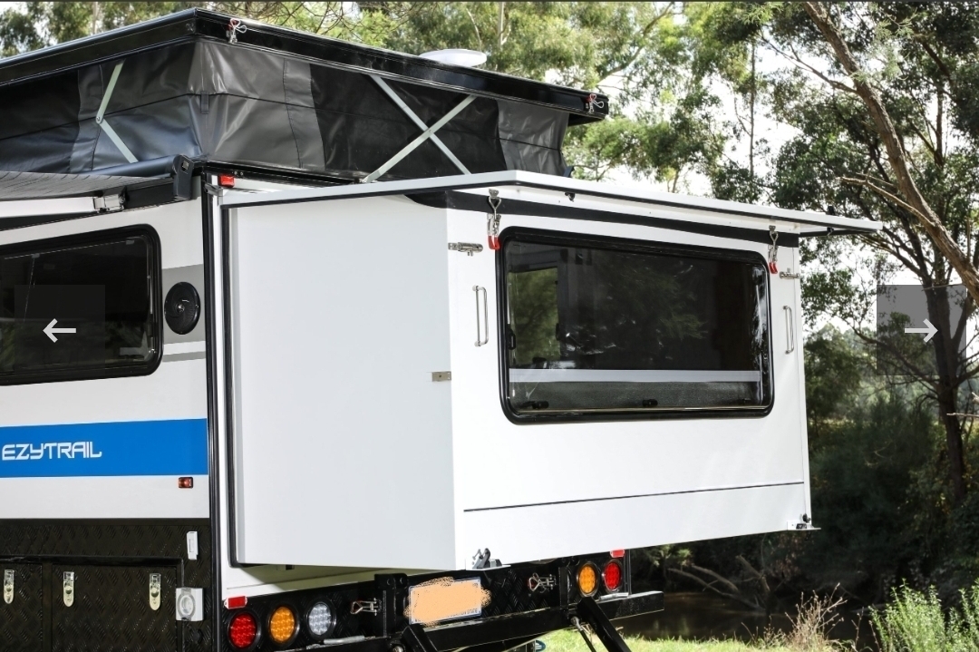 The Mighty Caravan photo 4