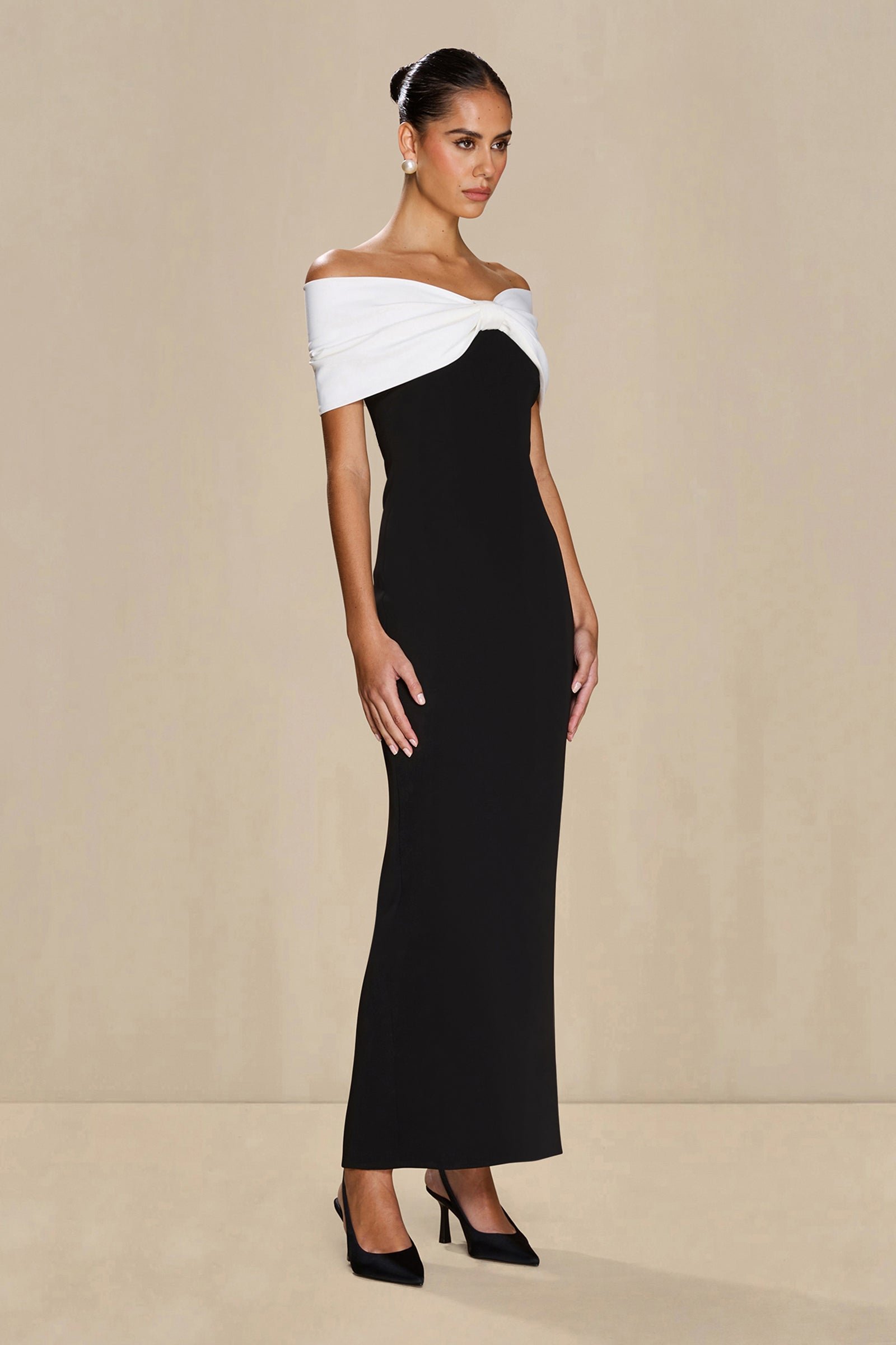 SONYA BELLUNO DRESS - BLACK & WHITE photo 2