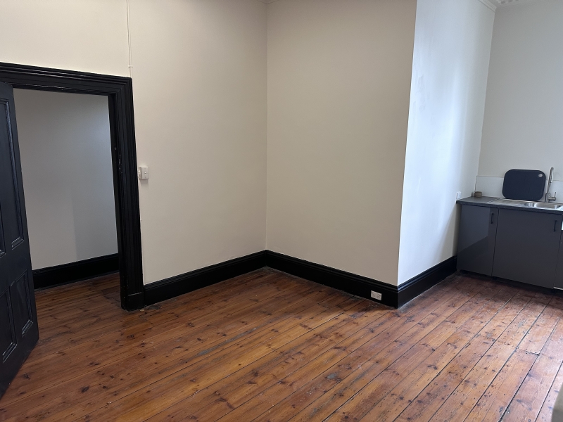 inspiring art & create studio space photo 3