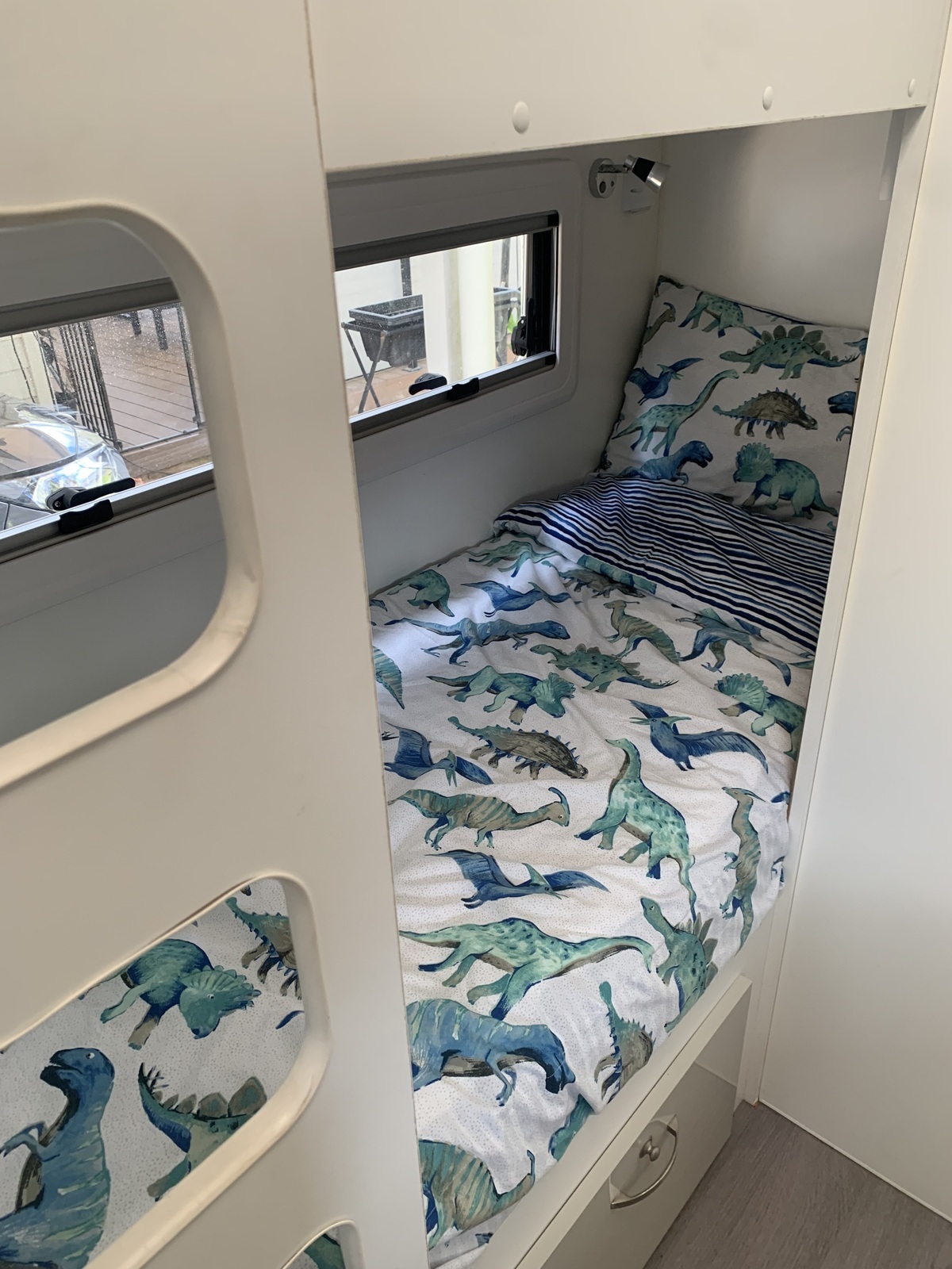 Double bunk en-suite family van photo 9