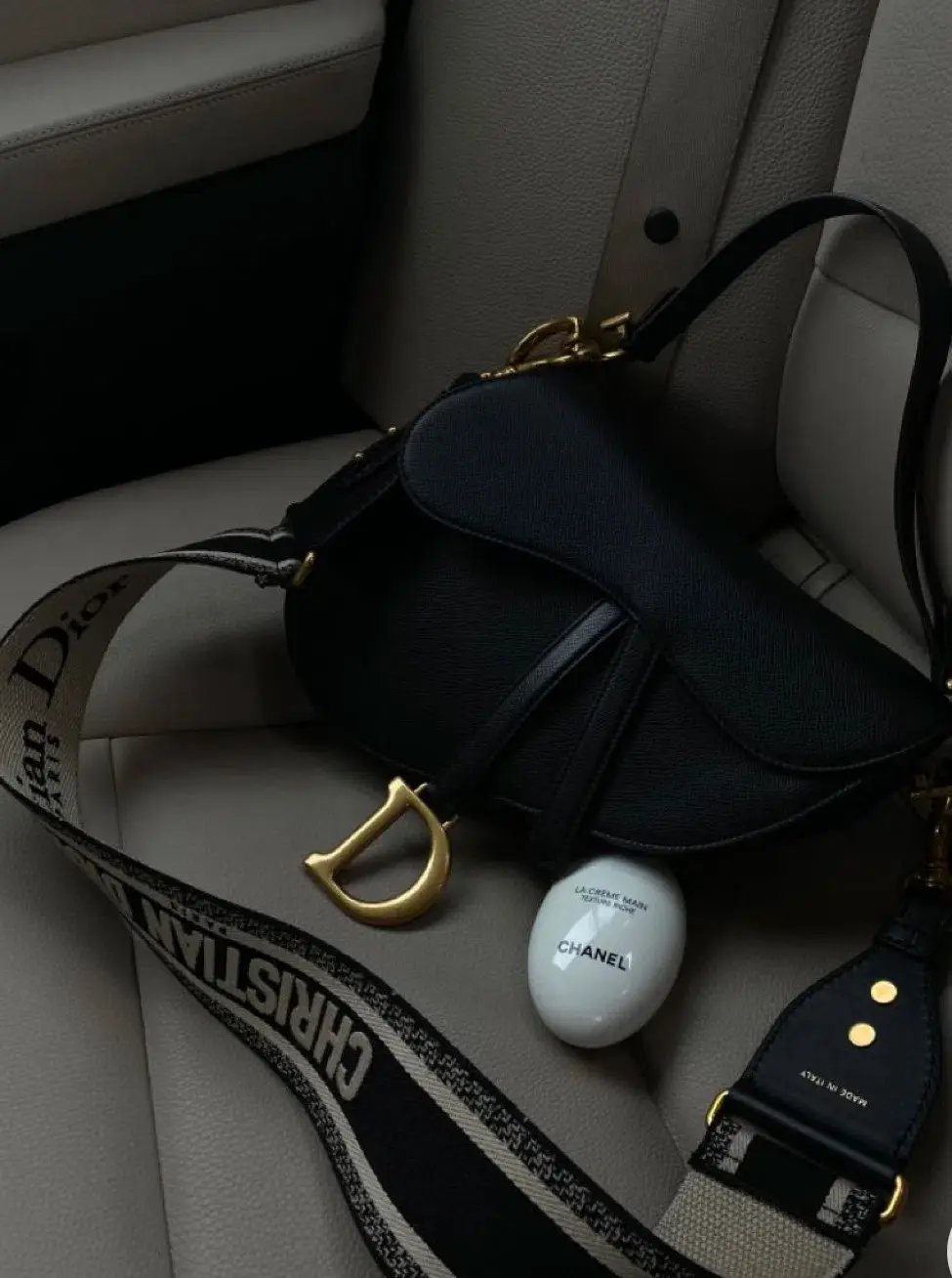 Dior Saddle Bag photo 5