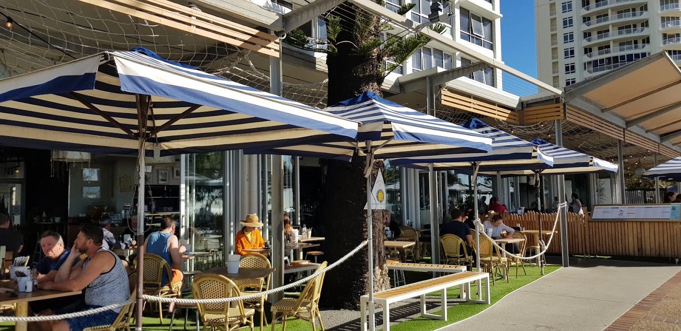 Sandbar Lawn & Lounge at Sandbar Surfers Paradise photo 11