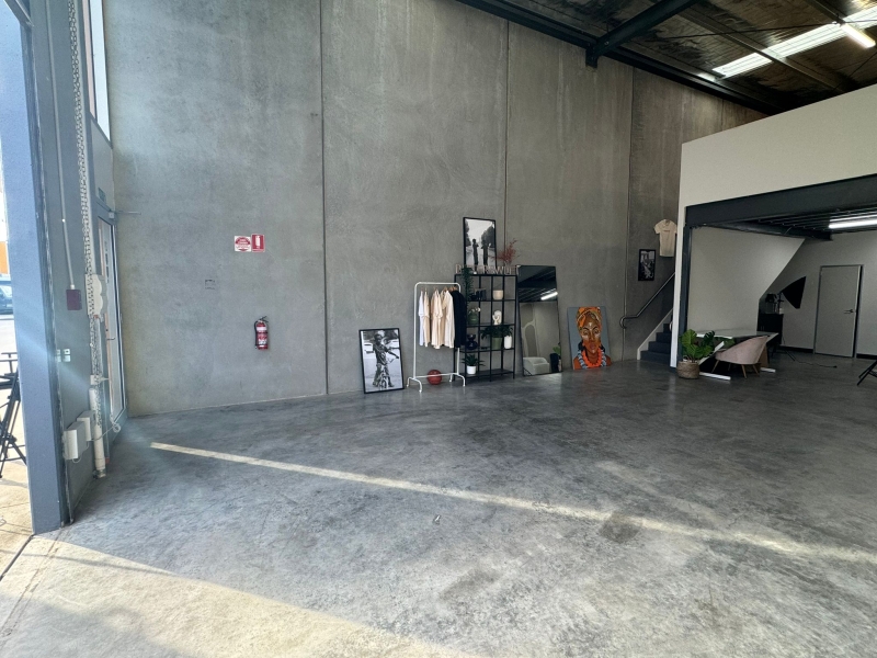 Industrial Style Event Space (Bittersweet Studios) photo 4