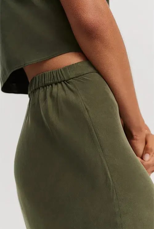 Country Road Pull-On Cupro Skirt Dark Olive Size 10 photo 4